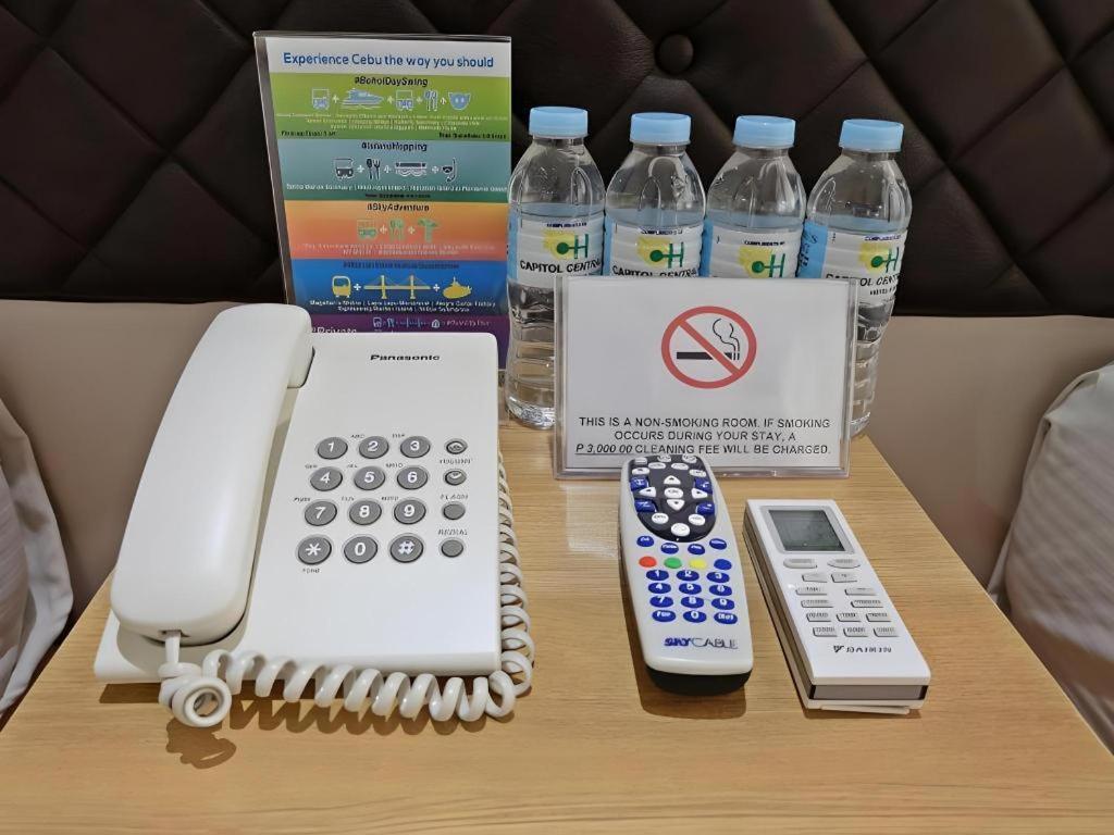 Capitol Central Hotel And Suites Cebu Bagian luar foto