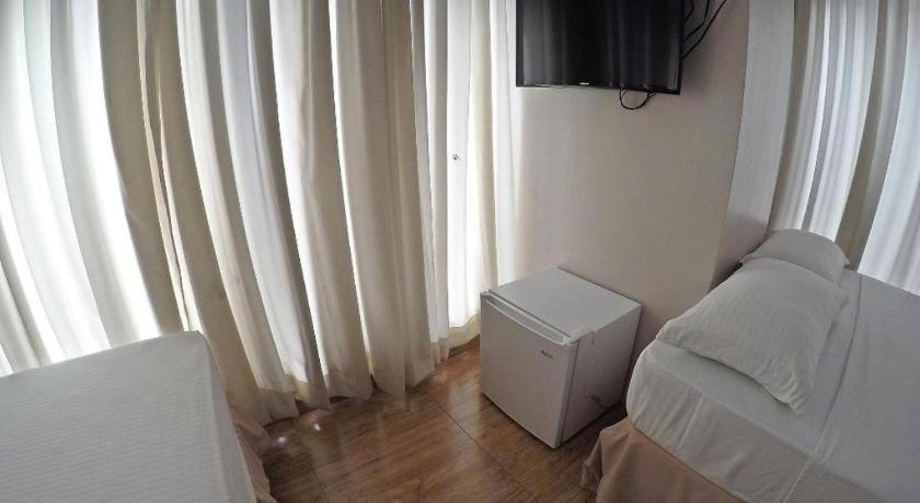 Capitol Central Hotel And Suites Cebu Bagian luar foto